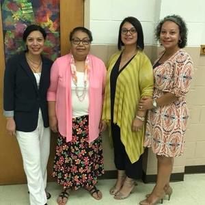 Meet your Posher, Mireya